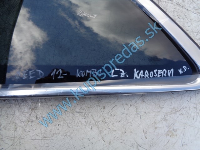 ľavé zadné sklo do karosérie na kiu ceed II kombi, 