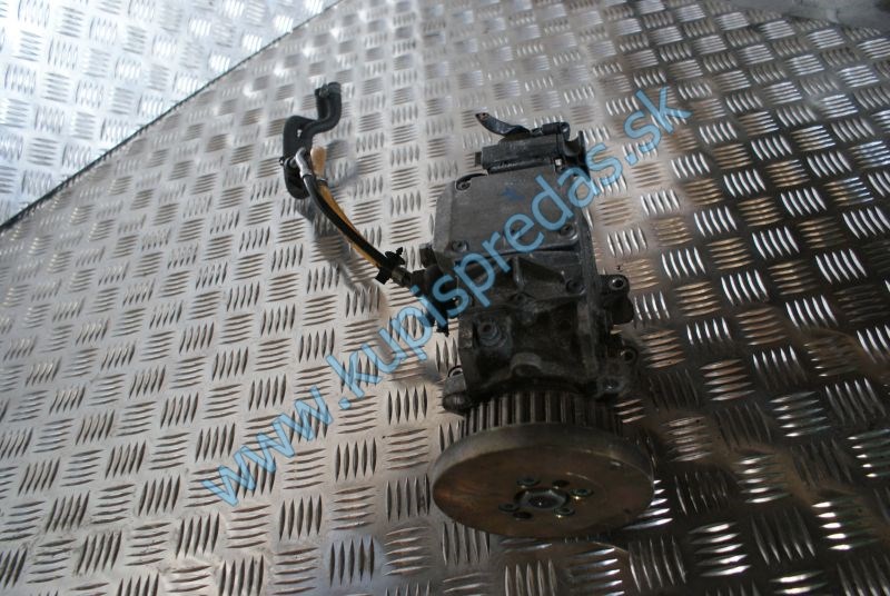 Vstrekovacie čerpadlo Audi A4 B6 2.5 TDI Kombi  