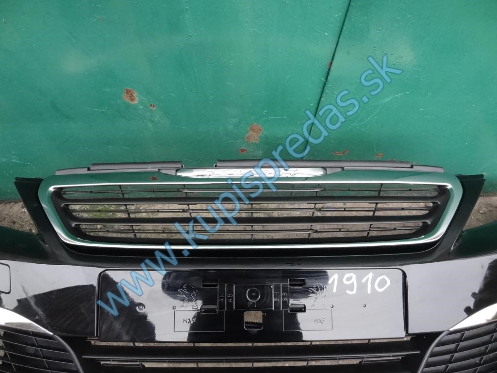 Predný nárazník Peugeot 308 Led Xenon 