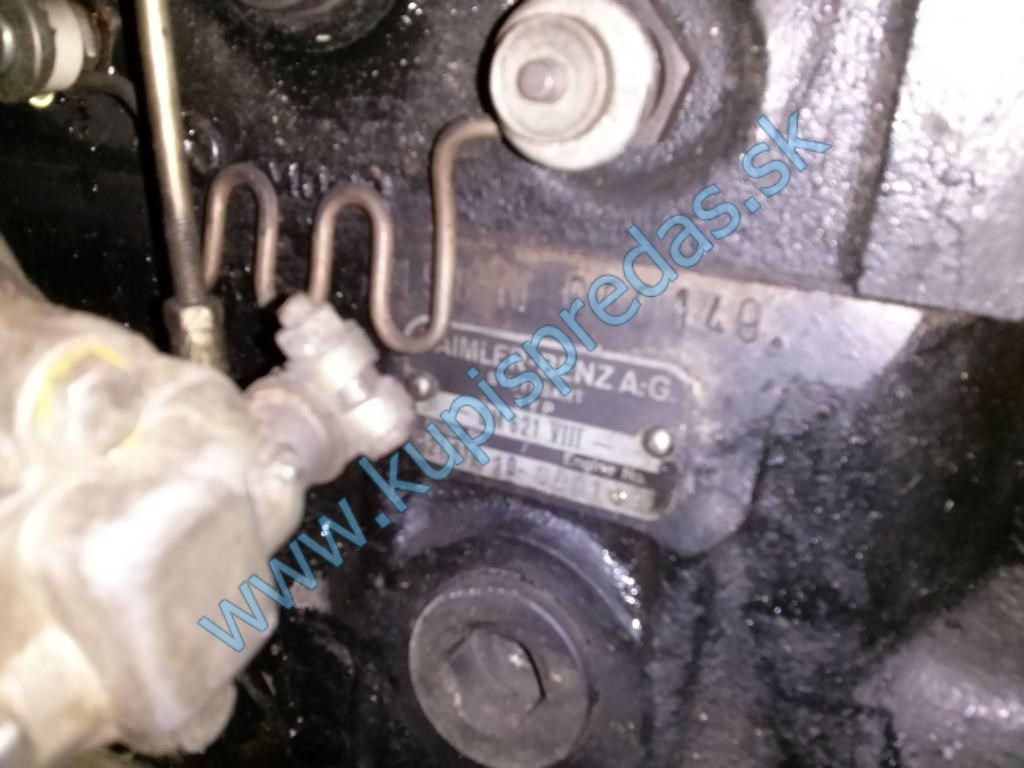 Motor Mercedes 190D OM621