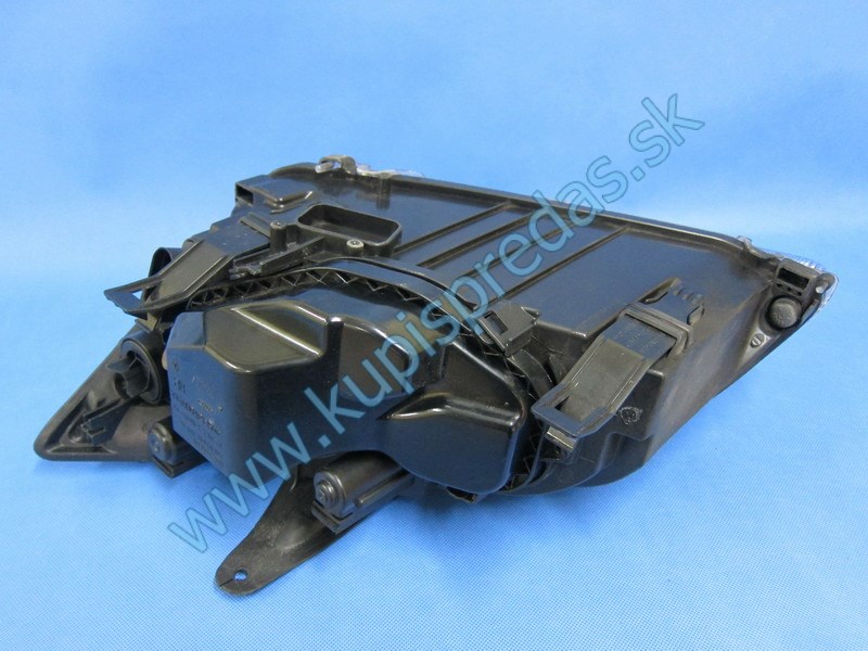 Predné pravé svetlo FORD FOCUS MK2
