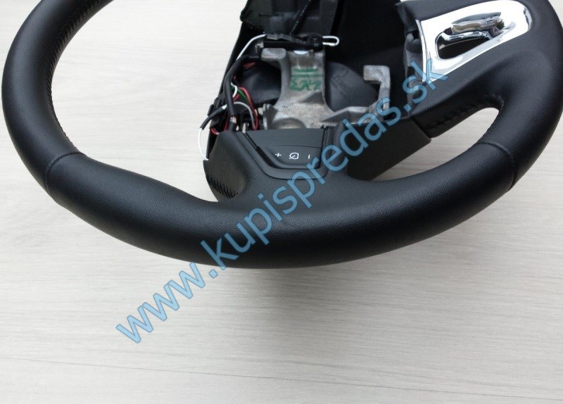 Volant RENAULT MEGANE 3 / SCENIC / KANGOO