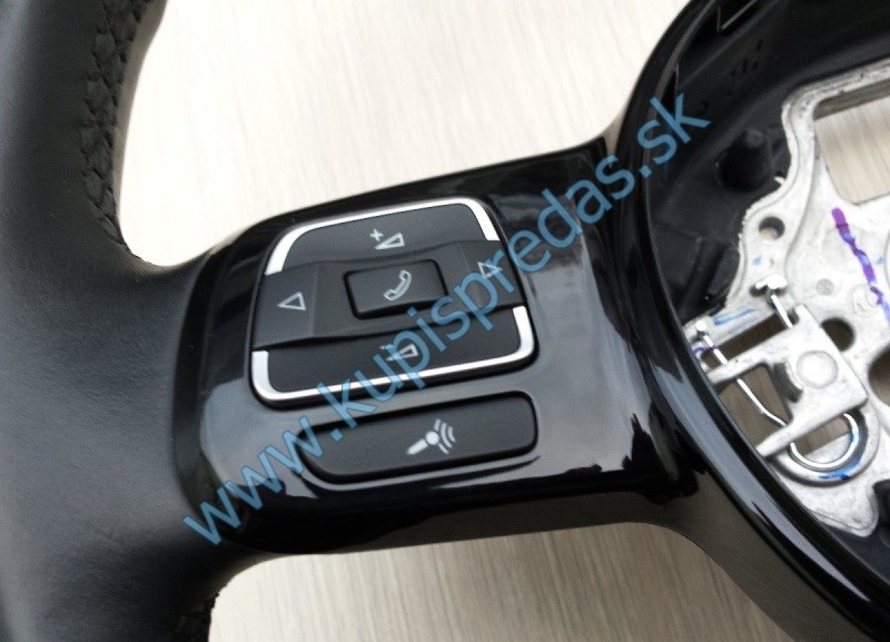 Volant VW UP! 1S0 / NEW BEETLE 5CO