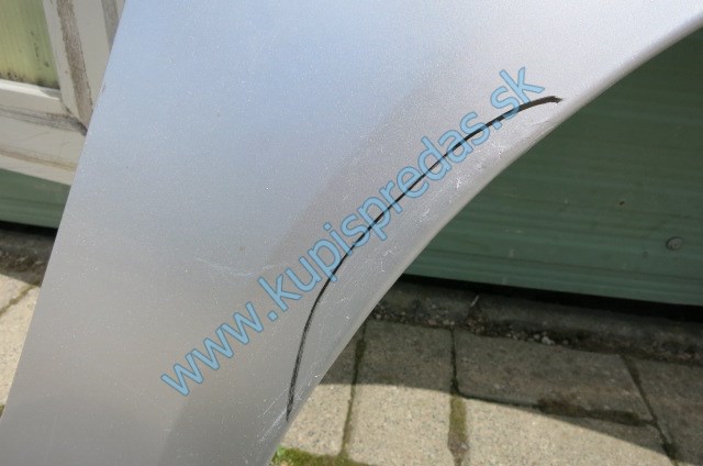 Predný pravý blatník SUBARU IMPREZA 
