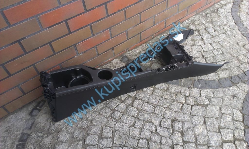Stredový tunel BMW X1 E84