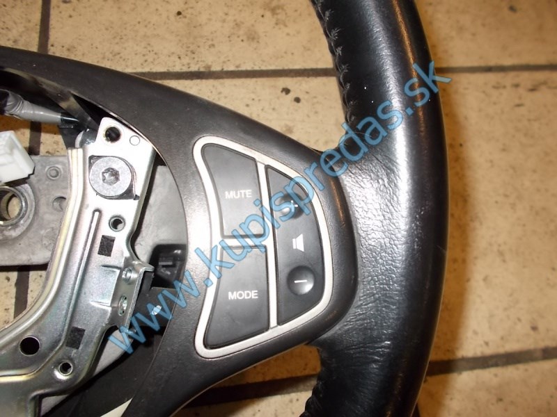 Volant KIA CEED  