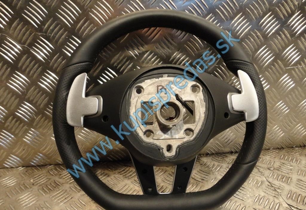Volant s lopatkami sekvenčného radenia MERCEDES SLS W197