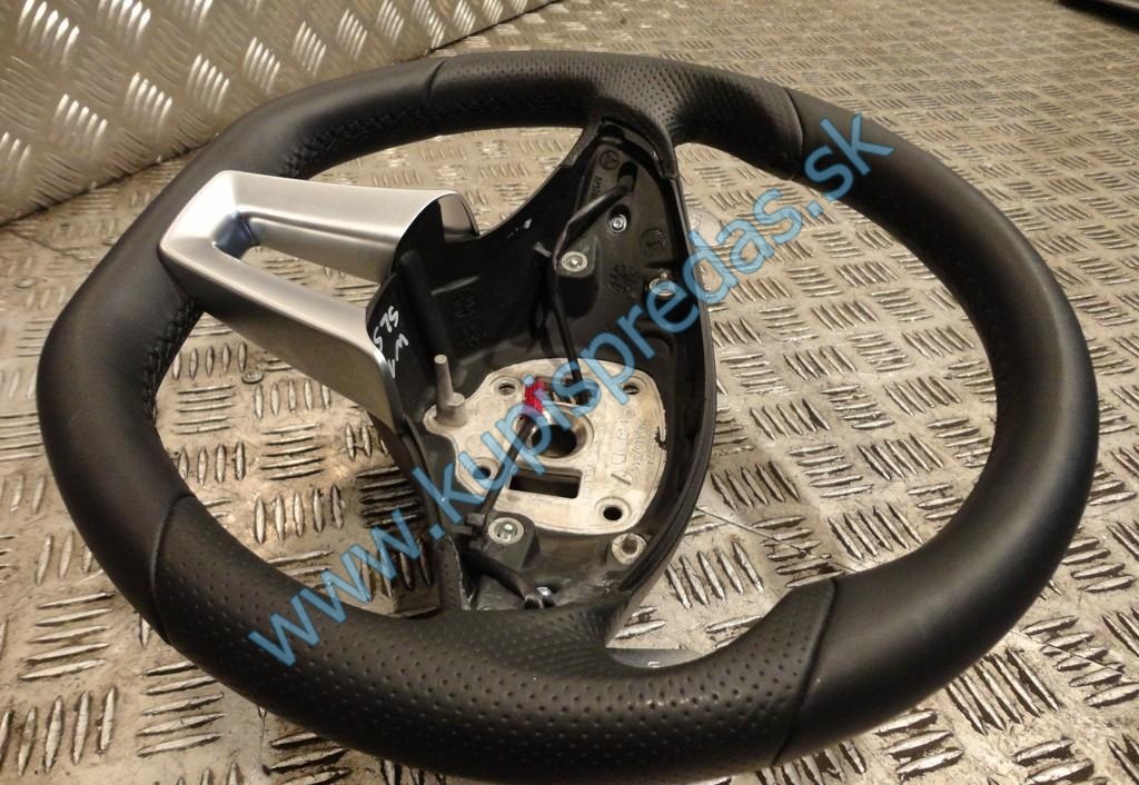 Volant s lopatkami sekvenčného radenia MERCEDES SLS W197