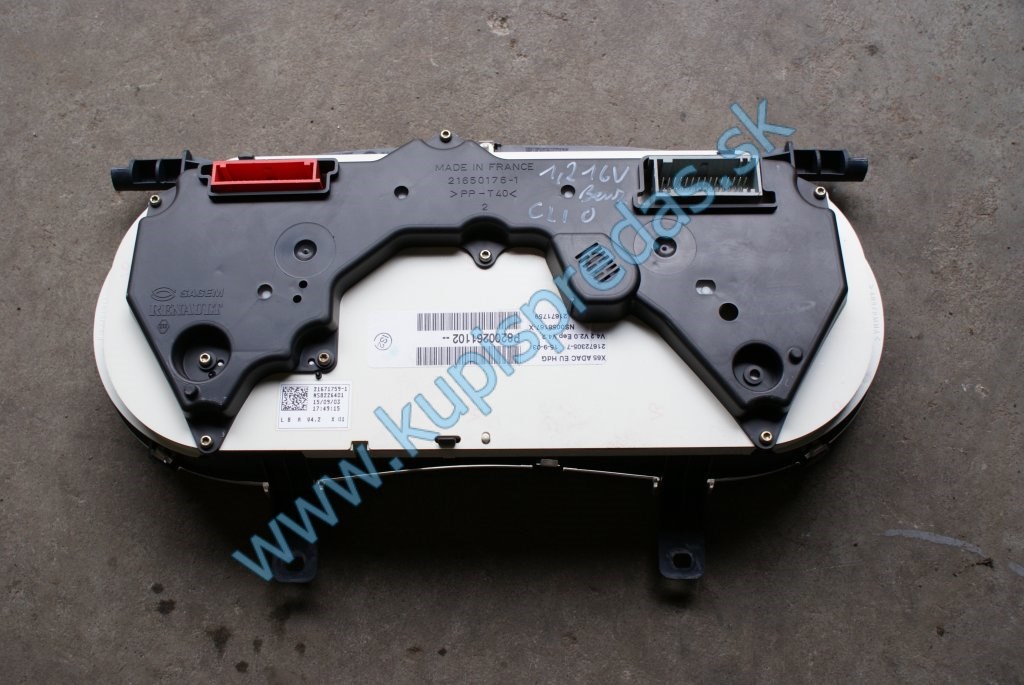 Prístrojový panel RENAULT CLIO II 1,2 Benzin 