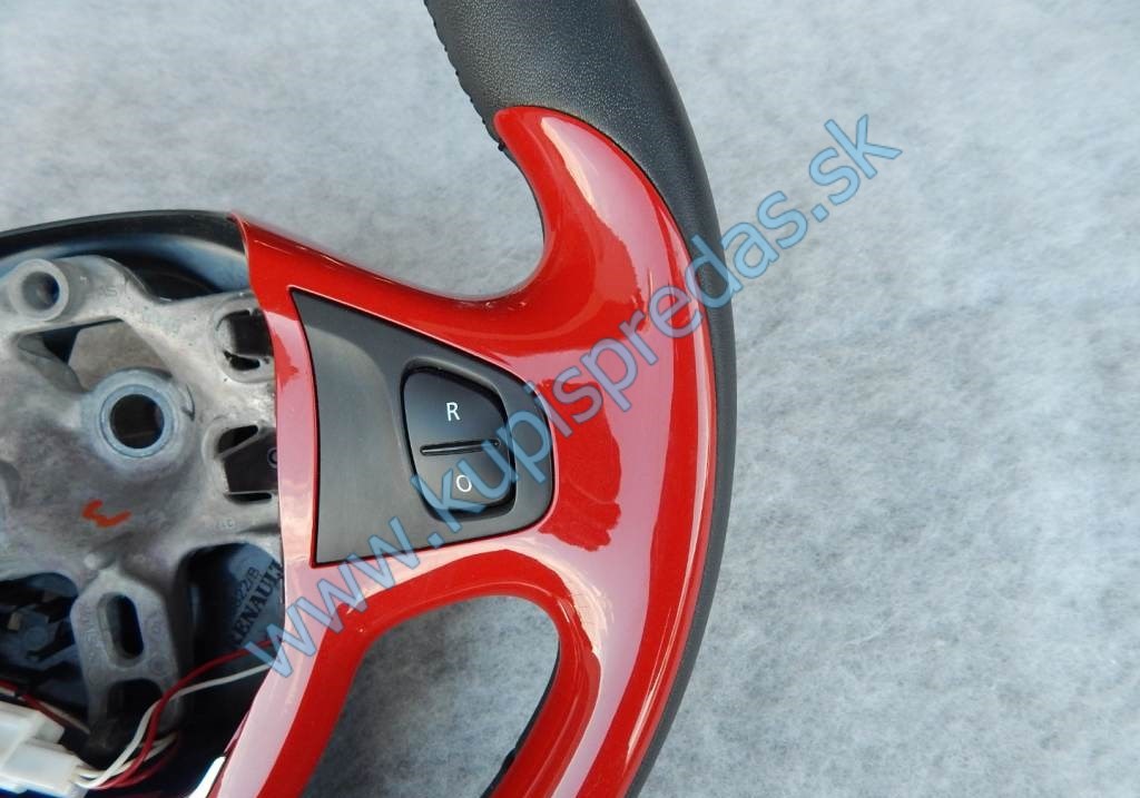 Volant Renault Clio 4