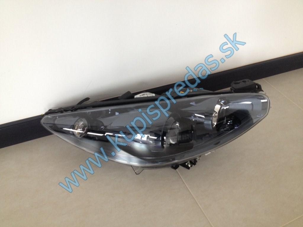 Predné pravé Xenon svetlo PEUGEOT 308 / CC / RCZ 
