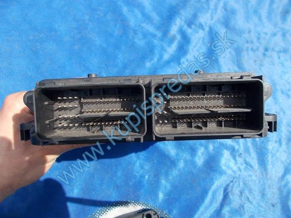 ECU riadiaca jednotka motora FORD FOCUS Mk3 ELECTRIC