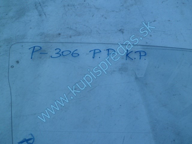 pravé predné sklo na peugeot 306, autodiely na peugeot 306, 