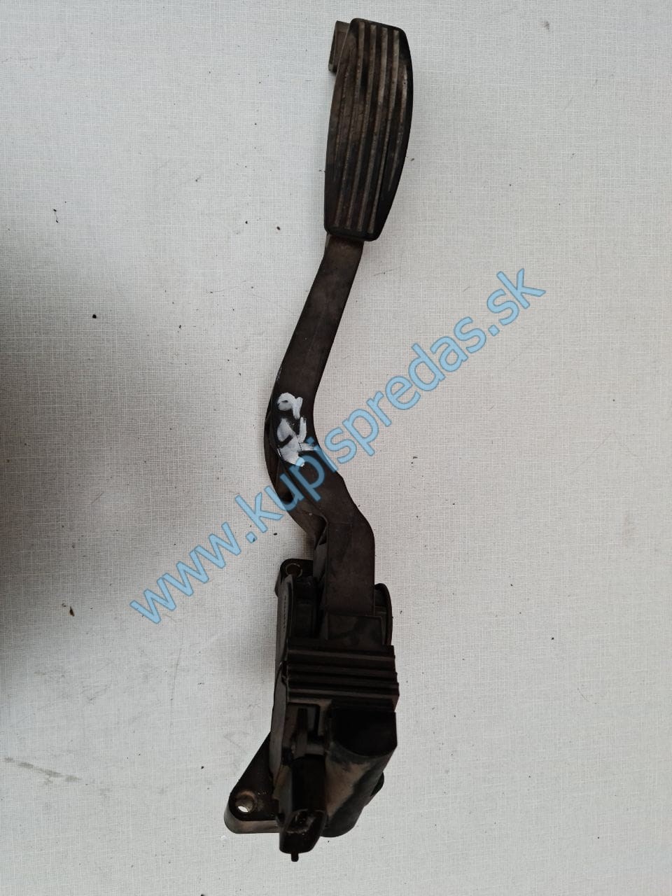 Alfa Romeo - Plynový pedal